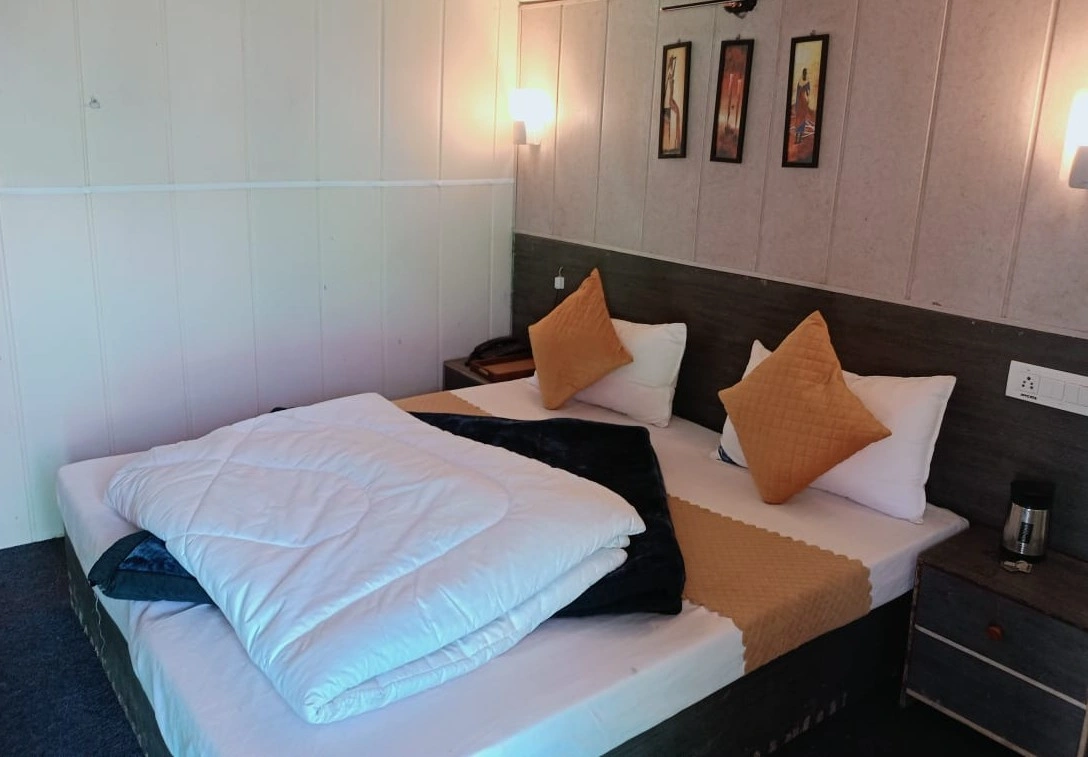 Deluxe Cottage interior